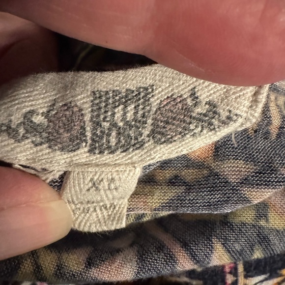 Hippie Rose Multicolor Geometric Short Sleeve Top - Picture 6 of 7